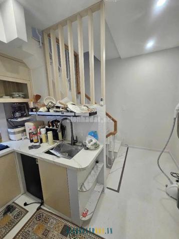 Bán nhà mặt tiền tại quận 10, đường Vĩnh Viễn, diện tích 25m2, 3 tầng, giá 7.95 tỷ.