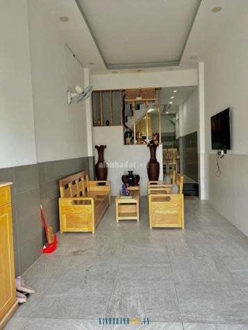 Chủ cần bán gấp nhà 3 tầng tại Hiệp Bình Chánh, Thủ Đức. Pháp lý đầy đủ, công chứng ngay trong ngày.
