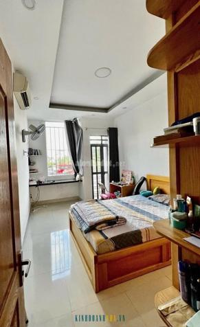 Chủ cần bán gấp nhà 3 tầng tại Hiệp Bình Chánh, Thủ Đức. Pháp lý đầy đủ, công chứng ngay trong ngày.