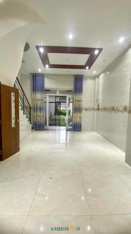Chủ cần bán gấp nhà 3 tầng tại Linh Đông, Thủ Đức. Pháp lý rõ ràng, có thể công chứng ngay trong ngày.