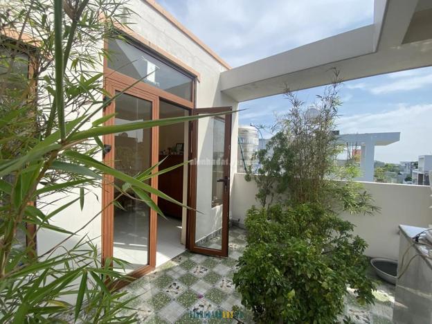 Bán nhà 4 tầng hoàn công đầy đủ, mặt tiền đường kinh doanh tại Long Trường, Thủ Đức.