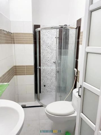 Chủ cần bán gấp nhà 3 tầng mặt tiền đường kinh doanh tại Linh Xuân, Thủ Đức. Pháp lý đầy đủ, rõ ràng.