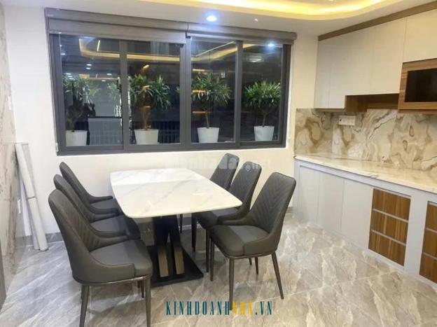 Bán nhà 5 tầng đẹp, hẻm xe hơi Phạm Văn Chiêu, diện tích 50m2, nội thất đầy đủ – giá nhỉnh 7 tỷ.