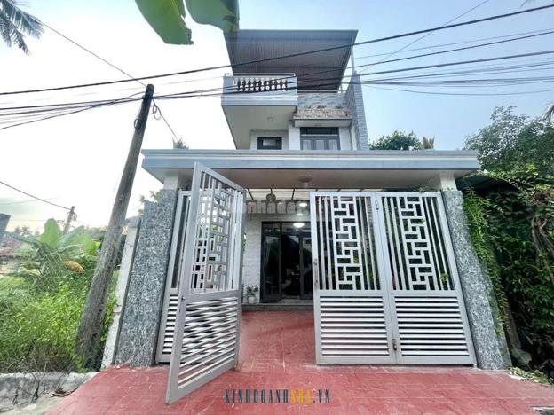 Bán nhà đẹp 3 tầng trên đường Lý Nam Đế, phường An Hòa, TP Huế, diện tích 100m2.