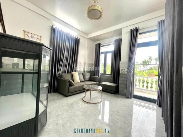 Bán nhà đẹp 3 tầng trên đường Lý Nam Đế, phường An Hòa, TP Huế, diện tích 100m2.