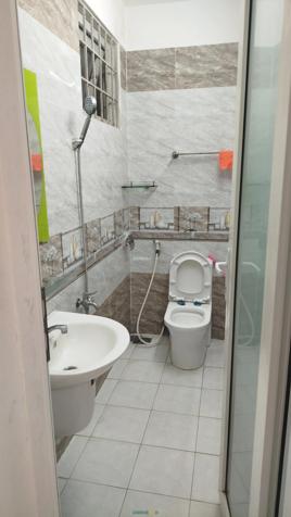 Bán nhà 3 tầng mặt tiền đường 7.5m Nguyễn Thị Thập, gần chợ Phú Lộc.