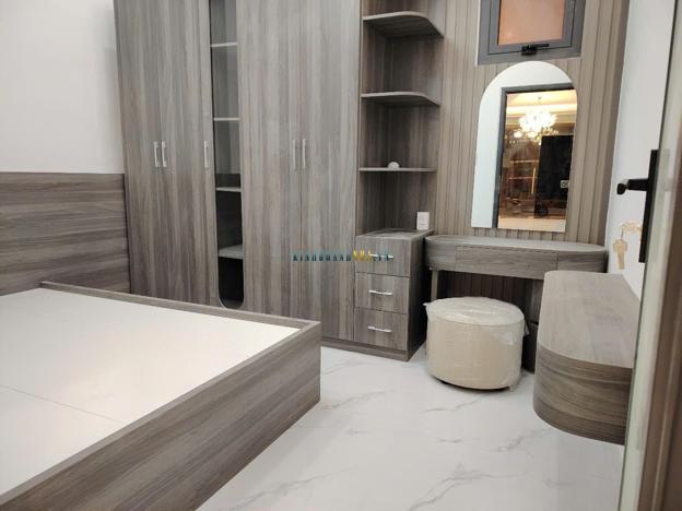 Bán căn nhà mới tọa lạc tại mặt đường nhựa rộng 16m, vỉa hè 3m, thuộc khu K1 (Khu A) Phan Rang - Ninh Thuận. Đây là một vị trí