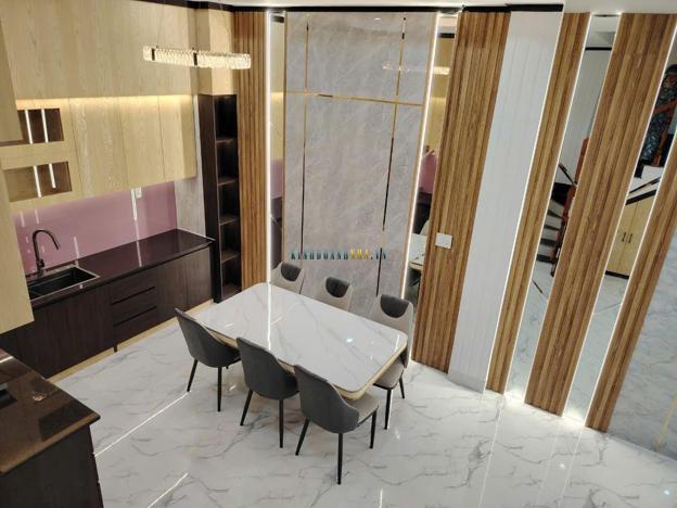 Bán căn nhà mới tọa lạc tại mặt đường nhựa rộng 16m, vỉa hè 3m, thuộc khu K1 (Khu A) Phan Rang - Ninh Thuận. Đây là một vị trí