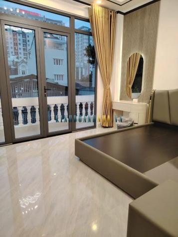 Bán căn nhà mới tọa lạc tại mặt đường nhựa rộng 16m, vỉa hè 3m, thuộc khu K1 (Khu A) Phan Rang - Ninh Thuận. Đây là một vị trí