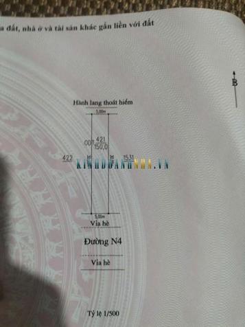 Bán 150m2 đất mặt đường N4, khu B Vi Síp 2. Rất thuận lợi cho việc xây dựng nhà ở hoặc kinh doanh. Liên hệ: 0986694438.