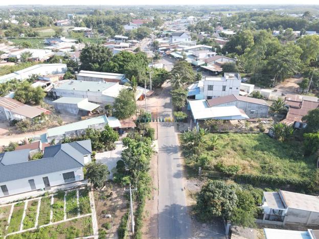Thạnh Đức-Gò Dầu, diện tích gần 500m2, đất thổ cư hoàn chỉnh, có nhà kiên cố, chỉ cần dọn vào ở ngay với giá 690 triệu, bao sổ.