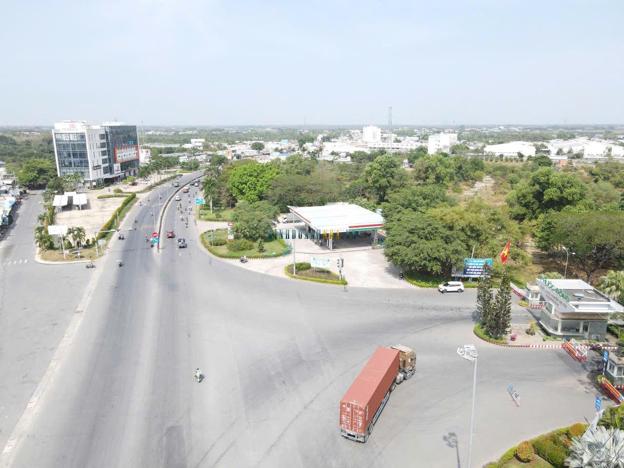 Phước Đông-Gò Dầu: Bán đất mặt tiền nhựa KCN Phước Đông, đầy đủ thổ cư, lý tưởng cho việc xây dựng khách sạn kinh doanh, chỉ 235 triệu/m ngang.