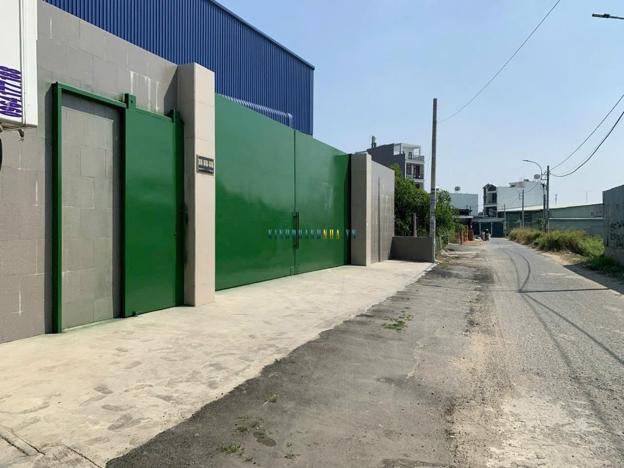Bán nhà xưởng diện tích lớn: 1703.8m2, trong đó có 1.300m2 thổ cư, giá hấp dẫn. Địa chỉ tại Võ Thị Thừa, An Phú Đông, gần