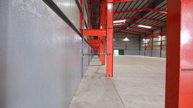 Bán nhà xưởng diện tích lớn: 1703.8m2, trong đó có 1.300m2 thổ cư, giá hấp dẫn. Địa chỉ tại Võ Thị Thừa, An Phú Đông, gần