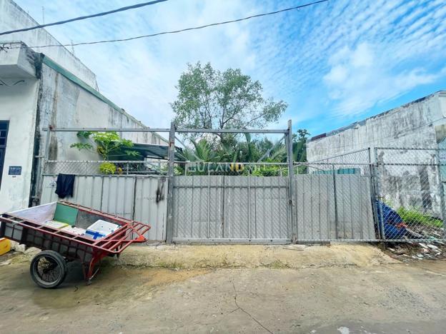 BÁN GẤP ĐẤT 8X10M TRÊN ĐƯỜNG HUỲNH TẤN PHÁT, GẦN QUẬN 7, HXH, GIÁ 2.59 T