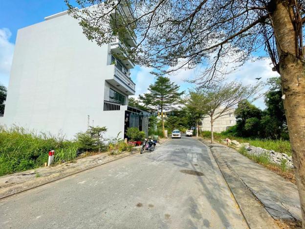 Bán đất khu Rạch Tôm, Lê Văn Lương, diện tích 113.2m², mặt tiền 8m, giá 4.4 tỷ.