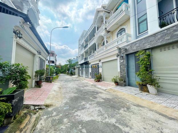 Bán đất ven sông Nguyễn Bình, diện tích 82.5m2, sổ riêng, có thể xây dựng ngay, giá 3.2 tỷ.