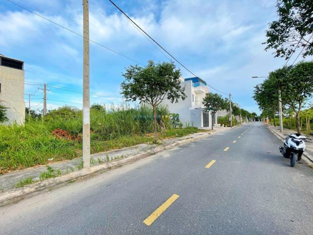 Bán đất KDC Sài Gòn Village Long Hậu, diện tích 80m2, đường số 21, giá 2.2 tỷ.