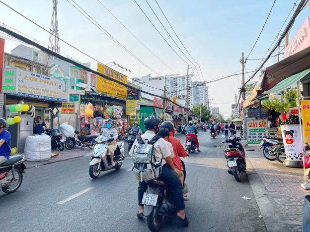 Bán đất 84m2, giá 4 tỷ, đường Lê Văn Lương, gần cầu Long Kiển.